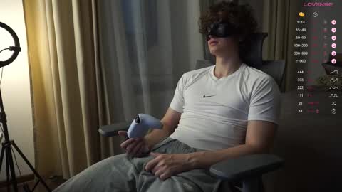 Snapshot of maestro3369 chatting on November 2025 01:44:02 PM Mike XMaestro 3369 online show from November 2025 01:44:02 PM