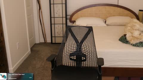 Mae online show from October 2025 03:37:02 AM