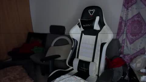 mafecito24 online show from September 2025 01:41:02 AM