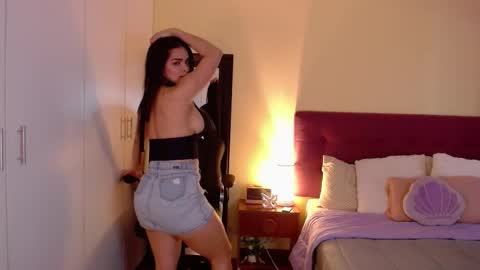 Snapshot of mafer_meow chatting on October 2025 09:25:01 PM Mafer Flor online show from October 2025 09:25:01 PM