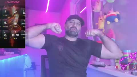 Snapshot of magabear chatting on March 2025 05:28:01 AM Magabear online show from March 2025 05:28:01 AM