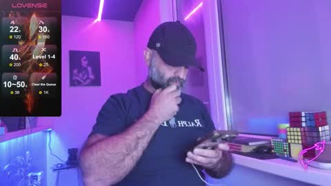 Snapshot of magabear chatting on September 2025 07:14:02 PM Magabear online show from September 2025 07:14:02 PM