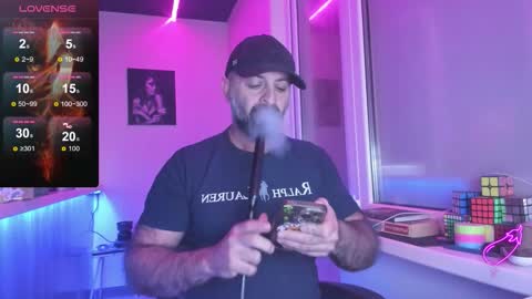 Snapshot of magabear chatting on October 2025 08:55:02 AM Magabear online show from October 2025 08:55:02 AM