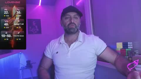 Snapshot of magabear chatting on October 2025 08:54:02 PM Magabear online show from October 2025 08:54:02 PM