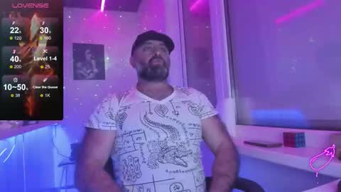 Snapshot of magabear chatting on November 2025 08:31:01 PM Magabear online show from November 2025 08:31:01 PM