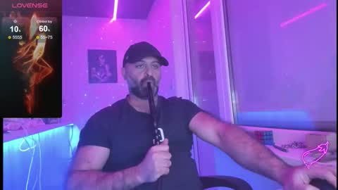 Snapshot of magabear chatting on November 2025 04:18:02 AM Magabear online show from November 2025 04:18:02 AM