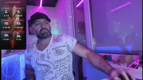 Snapshot of magabear chatting on November 2025 02:28:01 AM Magabear online show from November 2025 02:28:01 AM