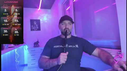 Snapshot of magabear chatting on November 2025 08:41:01 PM Magabear online show from November 2025 08:41:01 PM