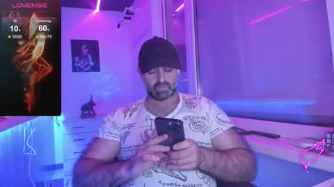 Snapshot of magabear chatting on November 2025 08:54:02 PM Magabear online show from November 2025 08:54:02 PM