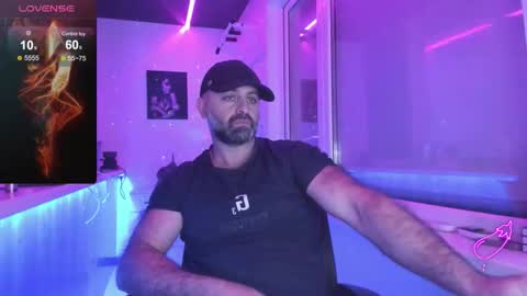 Snapshot of magabear chatting on November 2025 10:07:01 AM Magabear online show from November 2025 10:07:01 AM