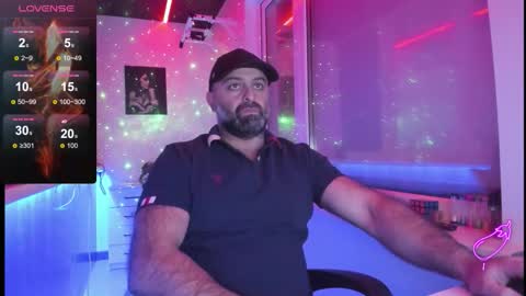 Snapshot of magabear chatting on December 2025 08:20:02 AM Magabear online show from December 2025 08:20:02 AM