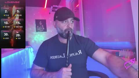 Snapshot of magabear chatting on December 2025 08:27:02 PM Magabear online show from December 2025 08:27:02 PM