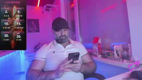 Snapshot of magabear chatting on January 2026 12:02:01 AM Magabear online show from January 2026 12:02:01 AM