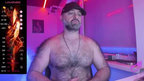 Snapshot of magabear chatting on February 2026 03:25:02 AM Magabear online show from February 2026 03:25:02 AM