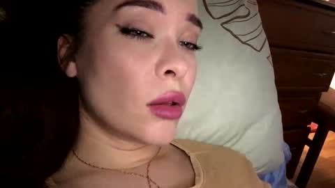 magggg658318 online show from October 2025 02:04:02 PM