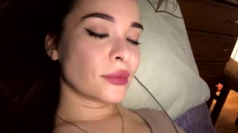 magggg658318 online show from October 2025 01:20:01 PM