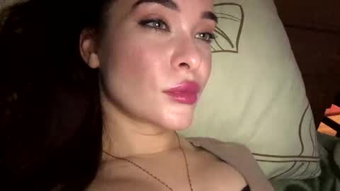 magggg658318 online show from October 2025 04:20:02 PM