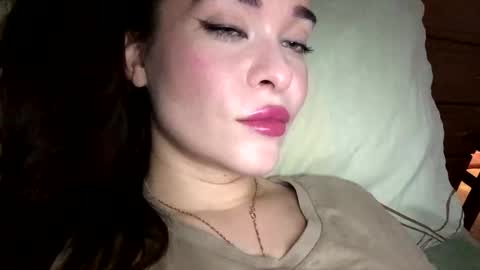 magggg658318 online show from November 2025 01:33:02 PM