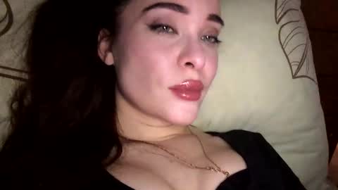 magggg658318 online show from December 2025 01:16:02 PM