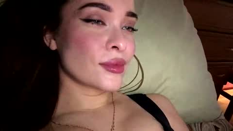 magggg658318 online show from January 2026 12:41:01 PM