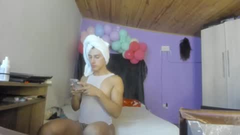 Snapshot of maggie_fit chatting on February 2025 03:02:02 AM maggie_fit online show from February 2025 03:02:02 AM