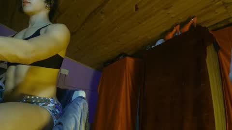 Snapshot of maggie_fit chatting on March 2025 07:32:01 AM maggie_fit online show from March 2025 07:32:01 AM