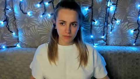 Maggie online show from May 2026 12:29:01 AM