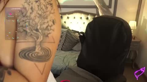   online show from February 2026 09:33:01 PM