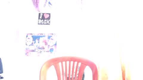 Snapshot of maggiie_taylor chatting on July 2026 03:10:01 PM Maggie Taylor online show from July 2026 03:10:01 PM