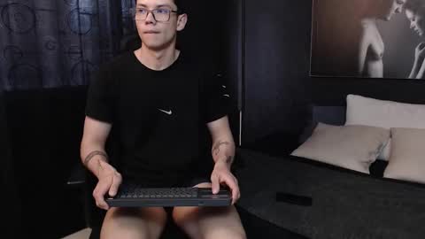 Damian Rivers online show from October 2025 09:03:02 PM