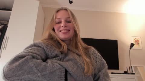 Alice  online show from January 2025 02:50:02 PM