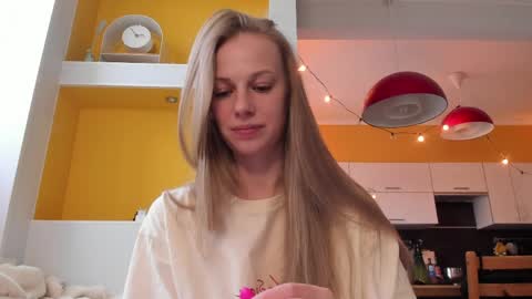 Snapshot of magic_couple13 chatting on May 2026 12:45:02 PM Alice online show from May 2026 12:45:02 PM
