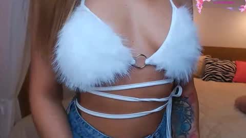 Hypnotizing online show from October 2025 03:05:02 AM