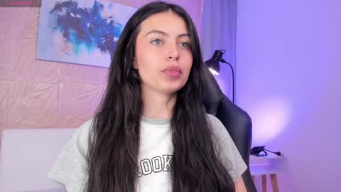 Snapshot of magic_fernanda chatting on January 2025 09:11:02 PM Fer online show from January 2025 09:11:02 PM