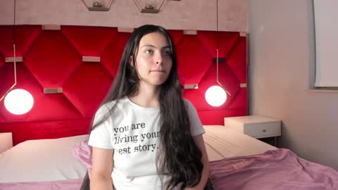 Snapshot of magic_fernanda chatting on February 2025 09:40:01 PM Fer online show from February 2025 09:40:01 PM