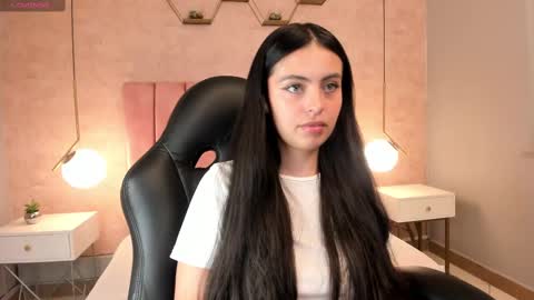 Snapshot of magic_fernanda chatting on March 2025 11:16:02 PM Fer online show from March 2025 11:16:02 PM