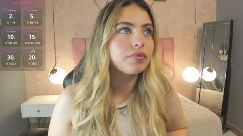 Snapshot of magic_fernanda chatting on October 2025 09:26:02 PM Fer online show from October 2025 09:26:02 PM