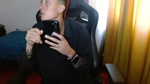 Snapshot of magic_jadee chatting on January 2025 04:19:02 PM Jade online show from January 2025 04:19:02 PM