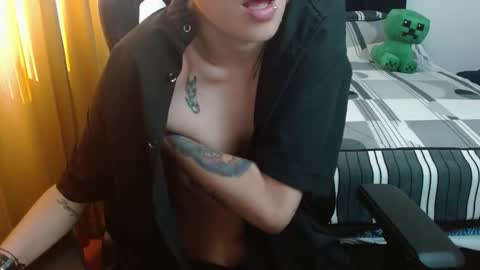 Snapshot of magic_jadee chatting on January 2026 02:53:02 PM Jade online show from January 2026 02:53:02 PM