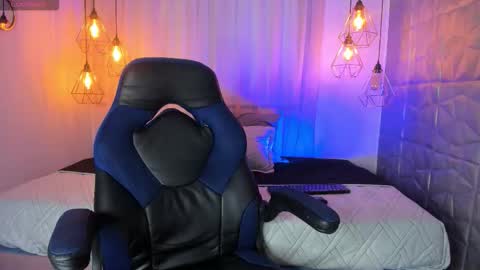 Kaori  online show from October 2025 12:49:02 PM