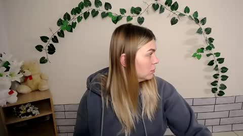 Snapshot of magic_katarina_ chatting on December 2024 07:26:02 AM magic_katarina_ online show from December 2024 07:26:02 AM