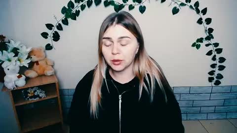 Snapshot of magic_katarina_ chatting on February 2025 07:15:01 AM magic_katarina_ online show from February 2025 07:15:01 AM