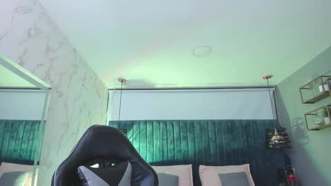 S  online show from October 2025 07:47:02 PM