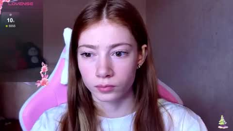 Snapshot of magicladyy chatting on April 2026 06:19:01 AM Angel online show from April 2026 06:19:01 AM