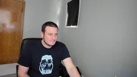 Magic176 online show from December 2025 07:18:01 PM