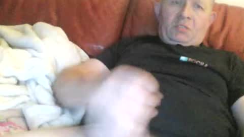 Snapshot of magicman250 chatting on December 2025 06:58:01 PM magicman250 online show from December 2025 06:58:01 PM