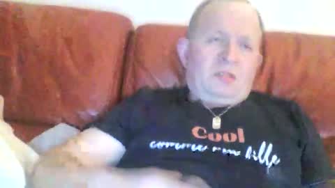 Snapshot of magicman250 chatting on December 2025 09:43:02 PM magicman250 online show from December 2025 09:43:02 PM