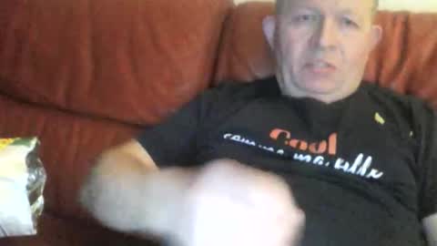 Snapshot of magicman250 chatting on February 2026 12:07:02 AM magicman250 online show from February 2026 12:07:02 AM