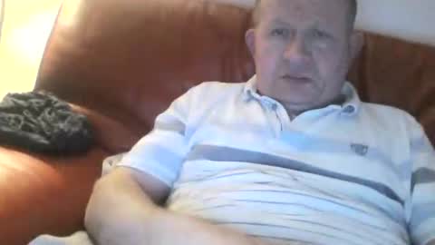 Snapshot of magicman250 chatting on February 2026 10:27:01 PM magicman250 online show from February 2026 10:27:01 PM