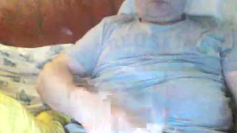 Snapshot of magicman250 chatting on April 2026 09:35:01 PM magicman250 online show from April 2026 09:35:01 PM